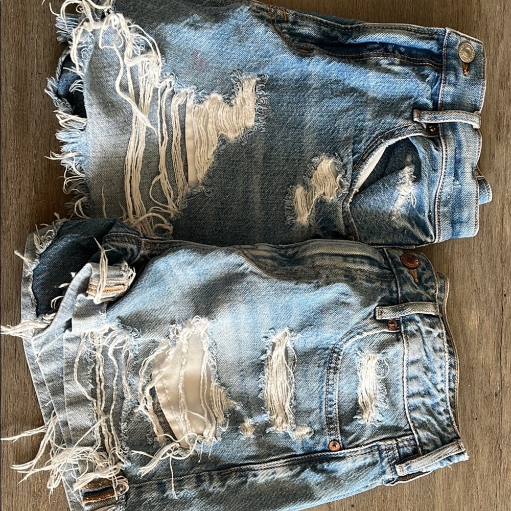 Distressed Denim Shorts - Picture 3 of 8